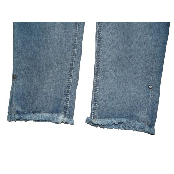 Wallflower Skinny Crop Jeans 9 Mid Rise Skinny Light Blue Embroidered Pockets - Picture 8 of 11